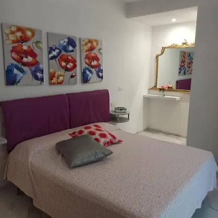 Kris Lejlighed Rimini